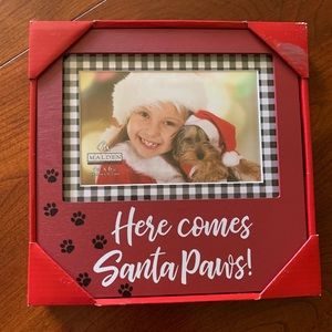 Pet picture frame